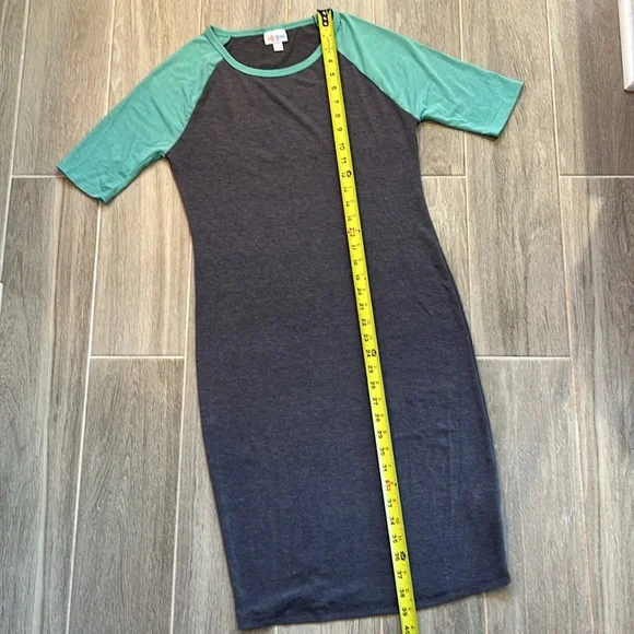 LuLaRoe Julia Dress - Picture 6 of 7